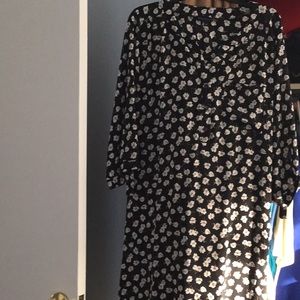 2XL Black shirtdress with white floral details